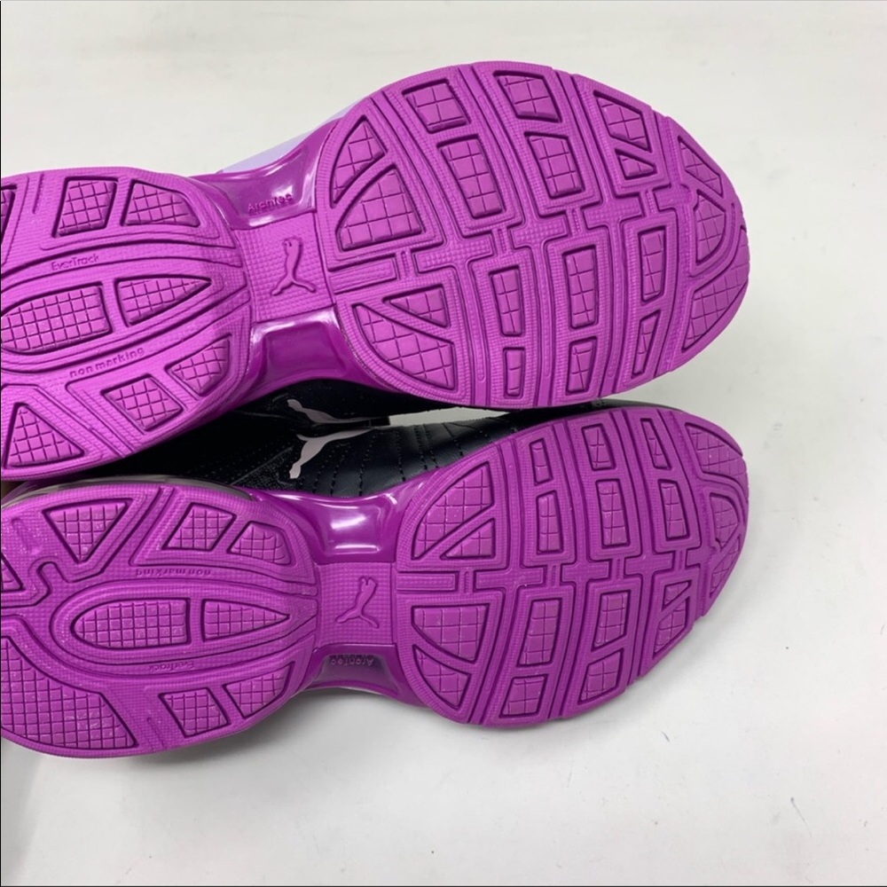 •SOLD OUT! PUMA | NIB | Black/Orchid Sneakers• - Picture 3 of 8